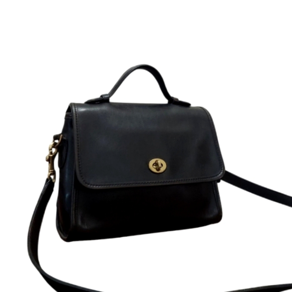 Coach Vintage Court Vintage Turnlock Shoulder Bag No 9870 Made United States - Picture 1 of 10